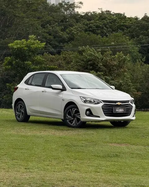 Carro Chevrolet Onix 2024 LT 1.0