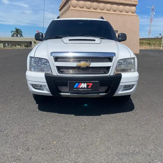 Carro Chevrolet S10 Cabine Dupla 2011 S10 Executive 4x2 2.4 (Flex) (Cab Dupla)