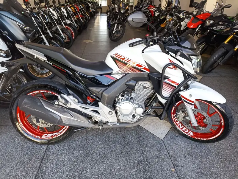 Honda CB 250F Twister 250F (CBS) tmp