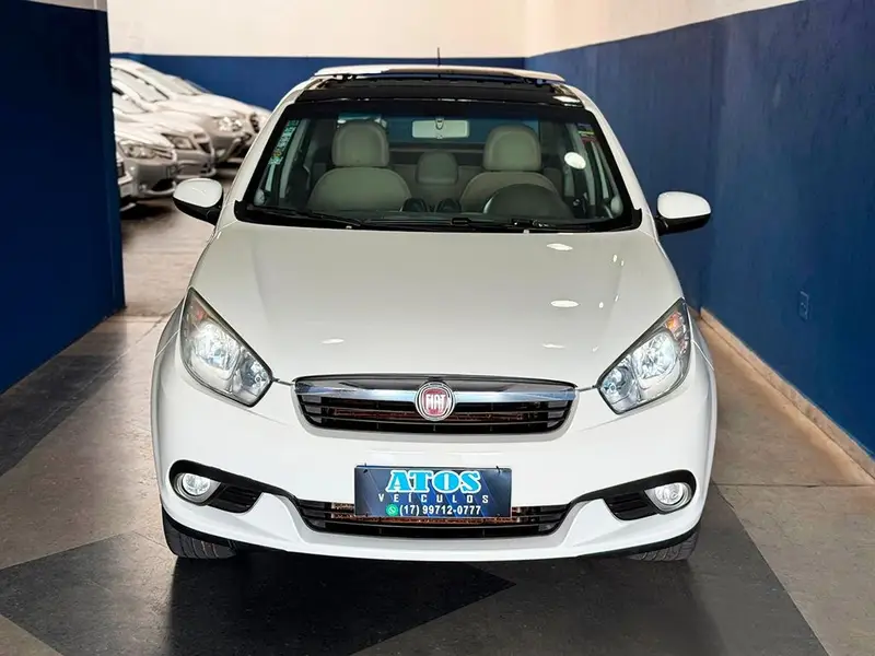Fiat Grand Siena Essence 1.6 16V (Flex)