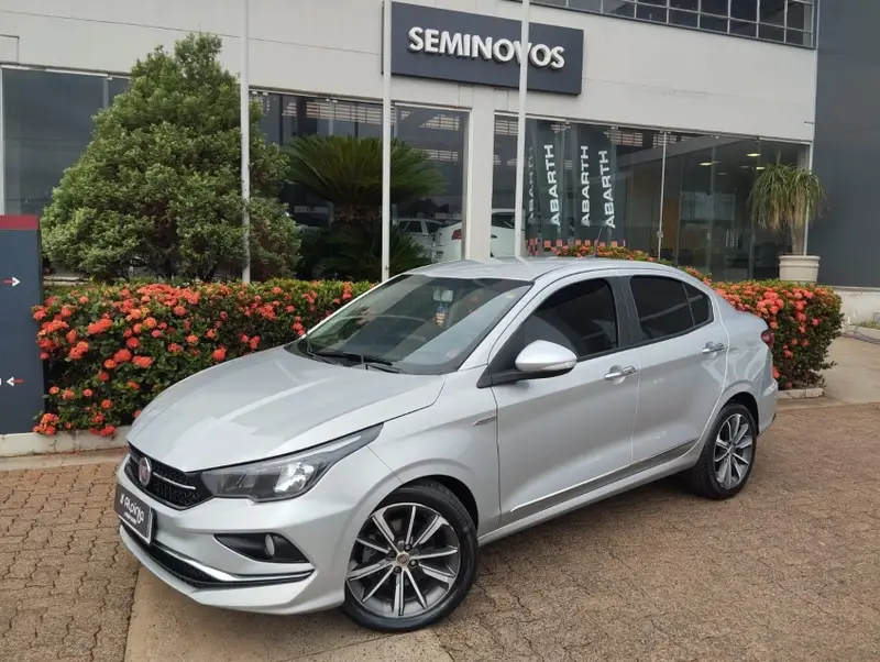 Fiat Cronos 1.8 Precision E.Torq (Flex)