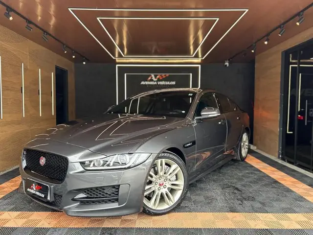 Carro Jaguar XE 2018 2.0 R-Sport 250