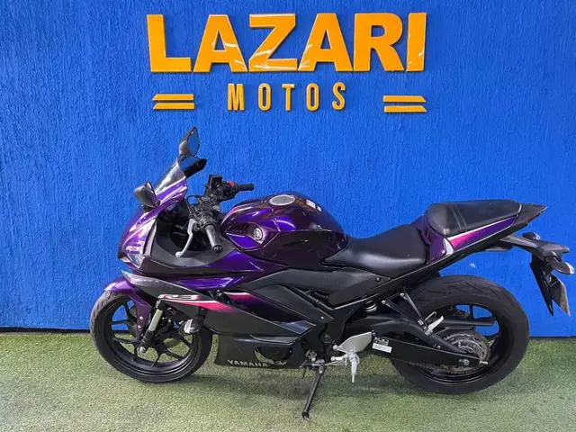 Carro Yamaha YZF R3 2024 ABS