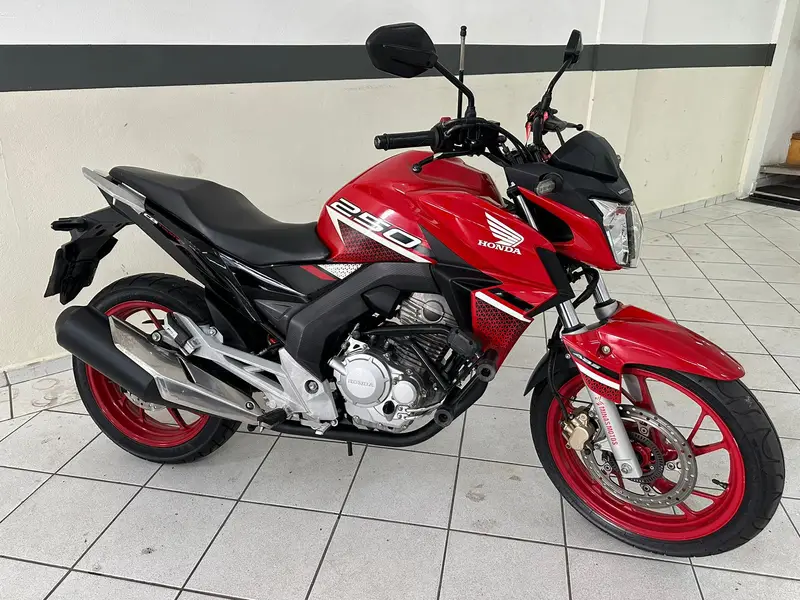 Honda CB 250F Twister (CBS)