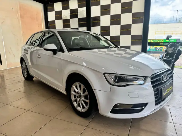 Carro Audi A3 2014 1.8 TFSI Ambition S Tronic