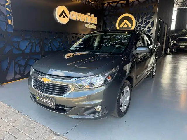 Carro Chevrolet Cobalt 2019 LT 1.4 8V (Flex)