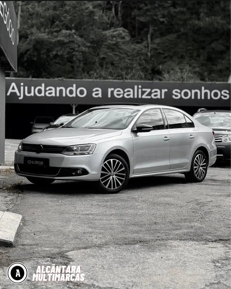 Volkswagen Jetta 2.0 Comfortline Tiptronic (Flex)