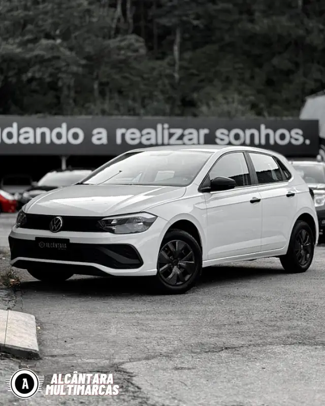Carro Volkswagen Polo 2024 Track 1.0 Flex 12V 5p