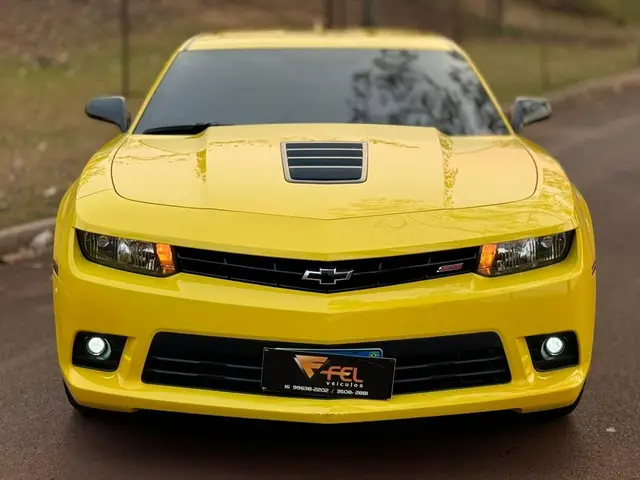Carro Chevrolet Camaro 2014 SS 6.2