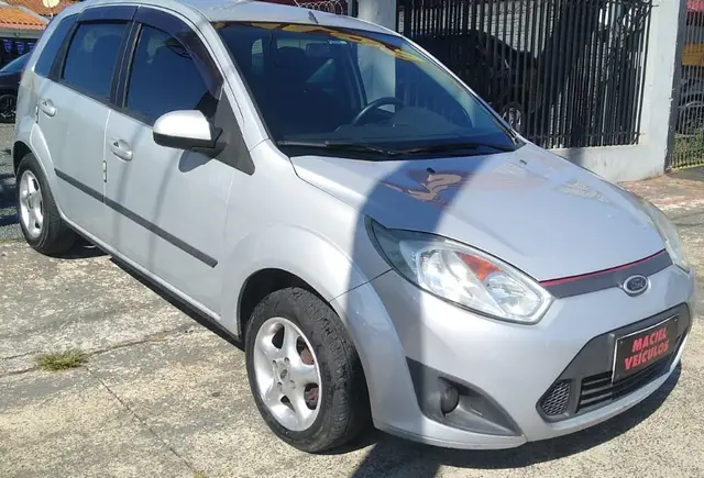 Carro Ford Fiesta Hatch 2013 SE Rocam 1.6 (Flex)
