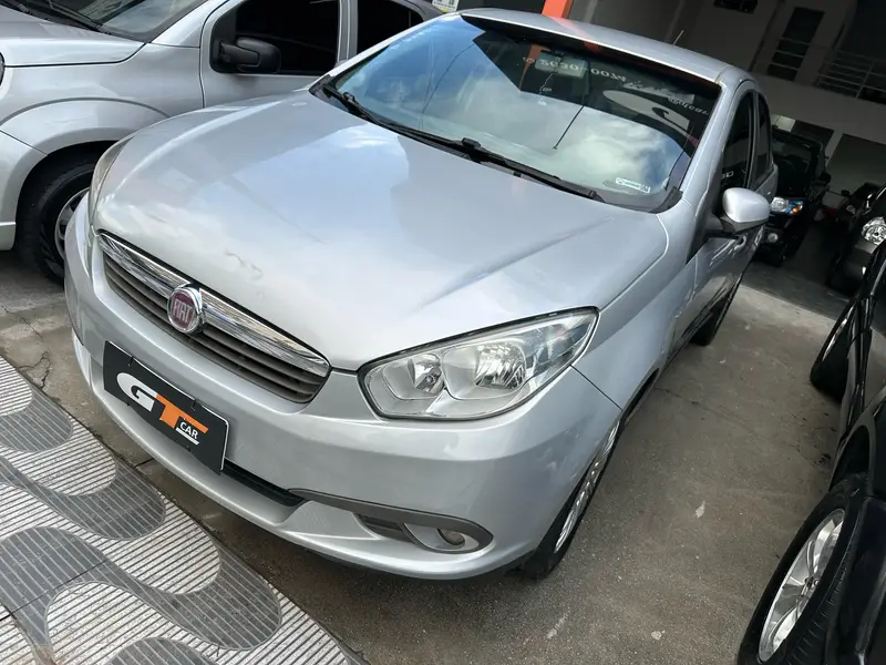 Fiat Grand Siena Essence 1.6 16V (Flex)