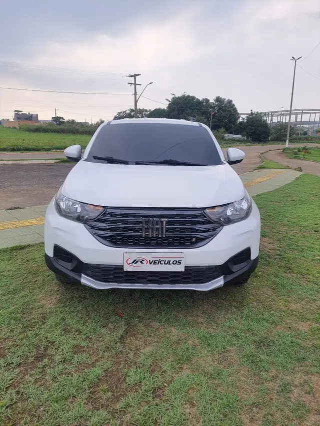 Carro Fiat Strada 2021 Endurance 1.4 CS (Flex)