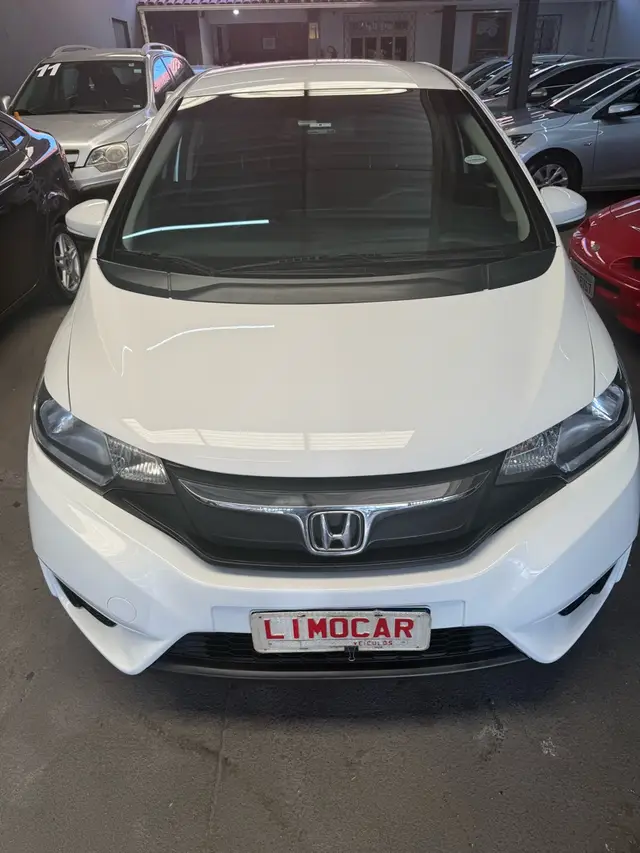 Carro Honda Fit 2017 1.5 16v LX CVT (Flex)