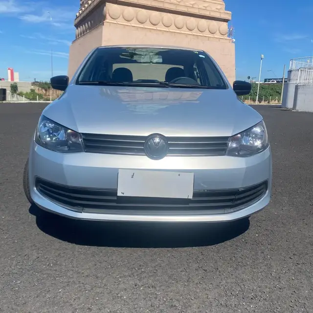 Carro Volkswagen Voyage 2015 1.0 TEC City (Flex)