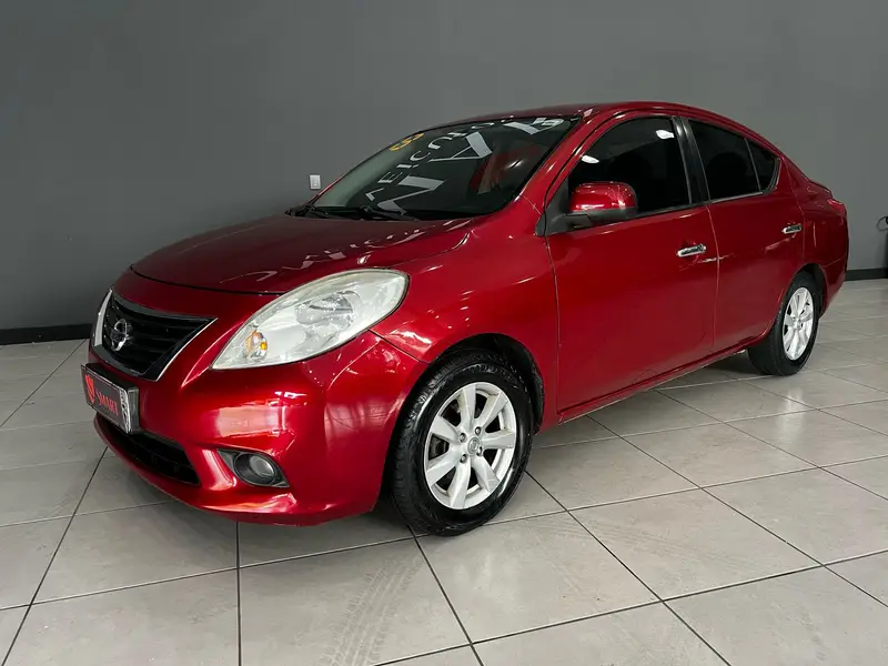 Nissan Versa 1.6 16V SL (Flex)