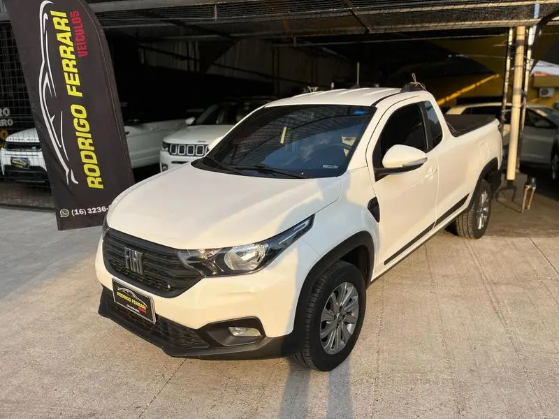 Fiat Strada Freedom 1.3 CS (Flex)
