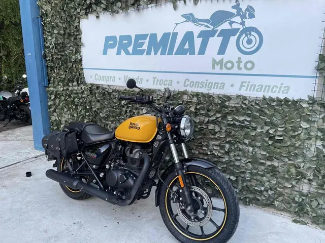 Carro Royal Enfield Meteor 350 2023 Fireball