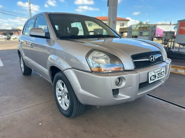 Carro Hyundai Tucson 2010 GL 2.0 16V