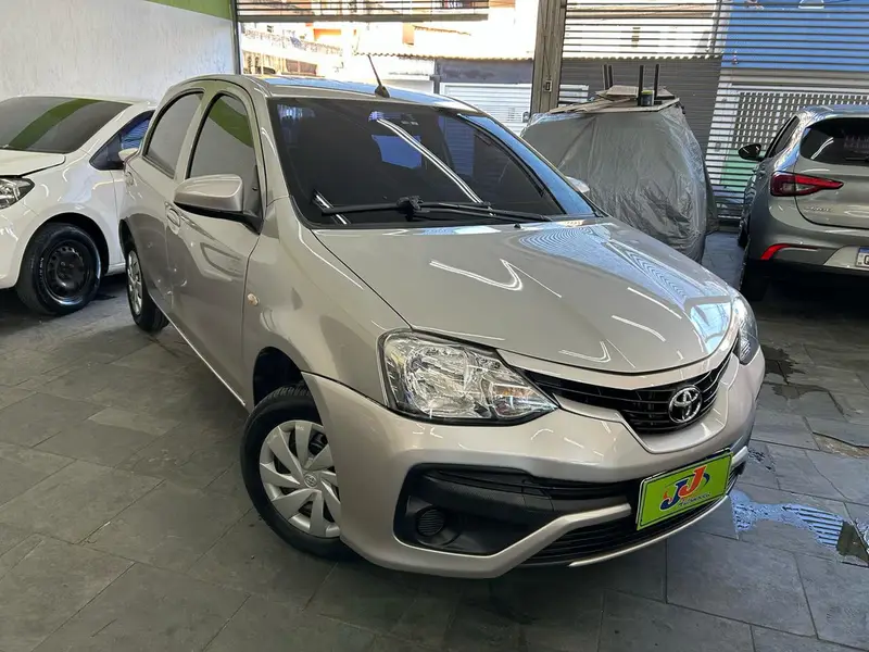 Toyota Etios X 1.3 (Flex)