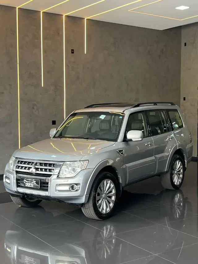 Carro Mitsubishi Pajero Full 2016 3.2 DI-D 3D HPE 4WD