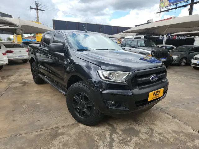 Carro Ford Ranger Cabine Dupla 2017 Ranger 2.2 TD XLS CD 4x4 (Aut)