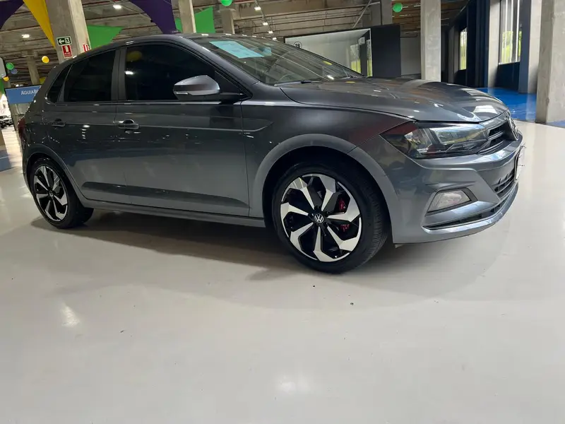 Volkswagen Polo 1.0 MPI (Flex)