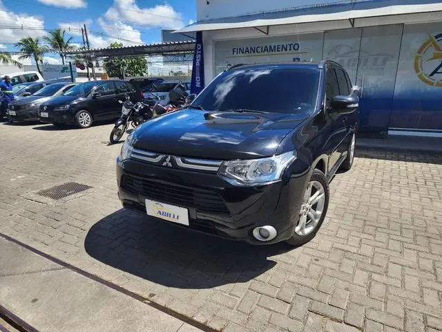 Carro Mitsubishi Outlander 2014 2.0 16V CVT