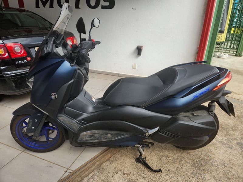 Yamaha XMax