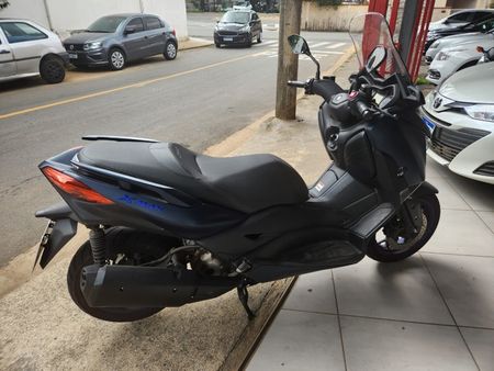 XMax ABS