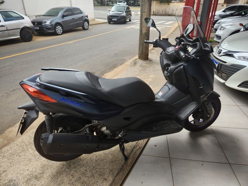 Yamaha XMax