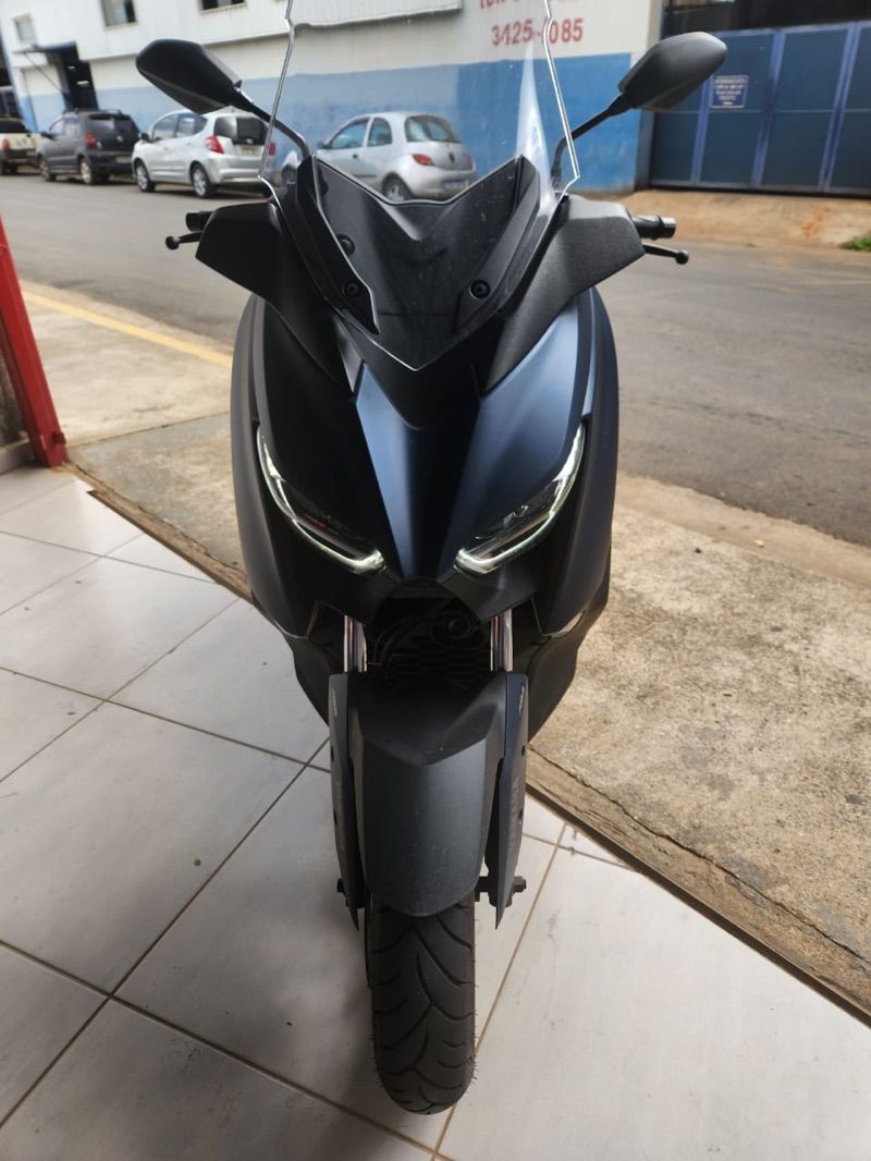 Yamaha XMax