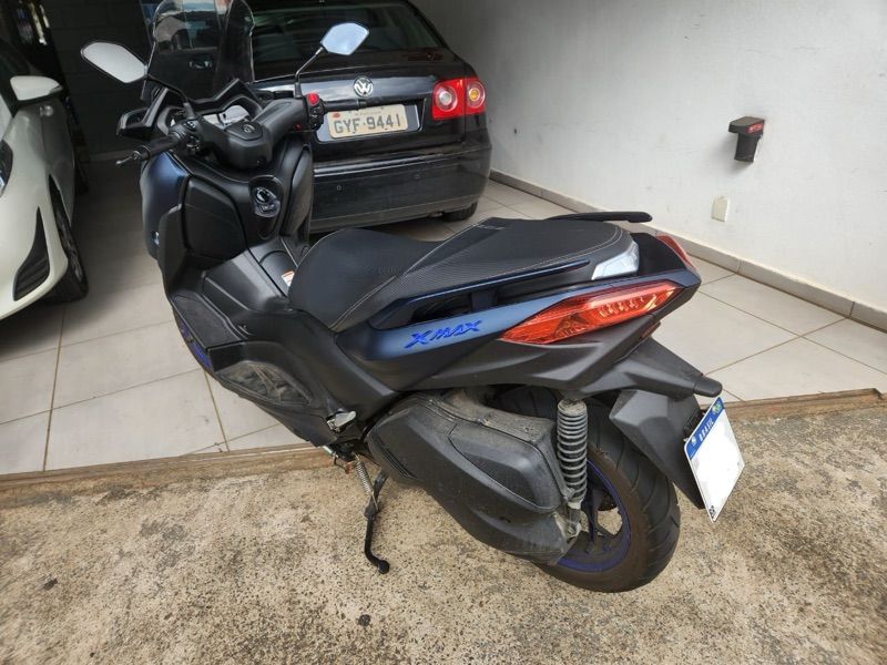Yamaha XMax