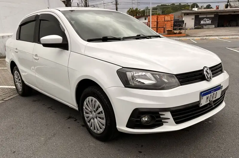 Volkswagen Voyage 1.6 Trendline (Flex)