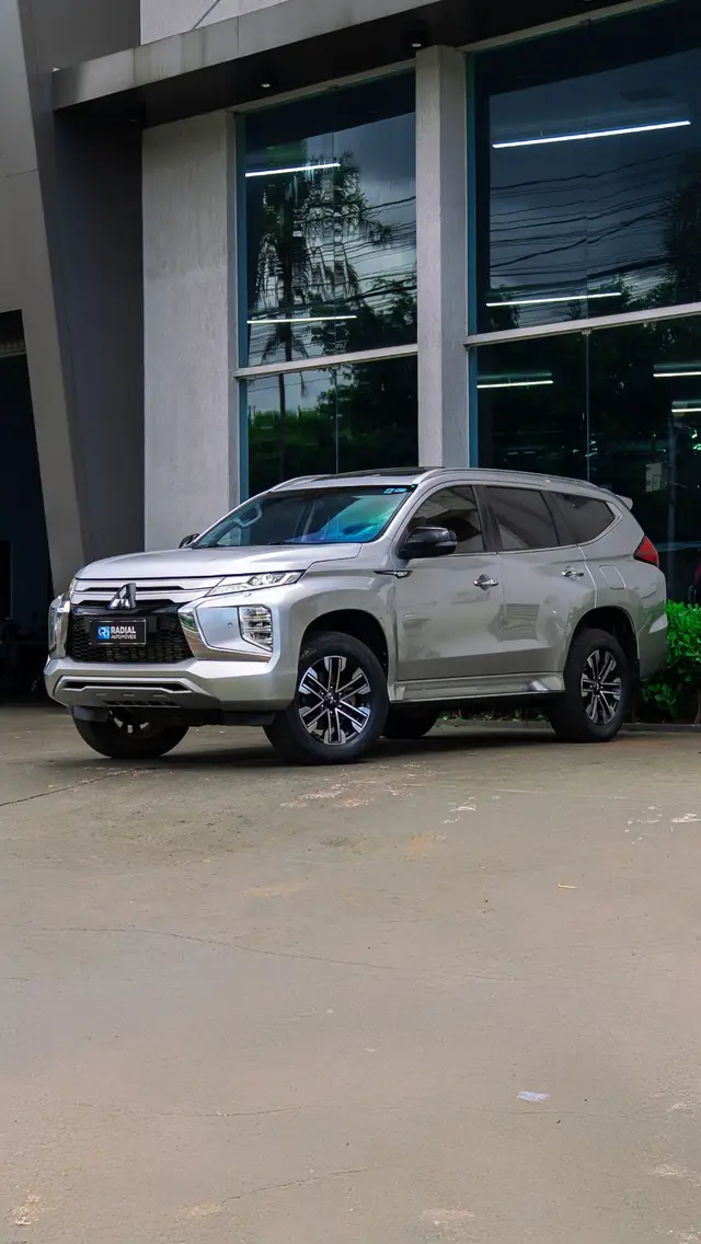 Carro Mitsubishi Pajero Sport 2023 2.4 DI-D HPE-S (Aut) 4x4