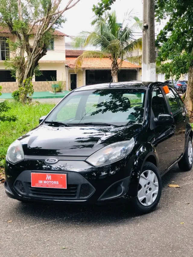 Carro Ford Fiesta Hatch 2013 Rocam 1.0 (Flex)