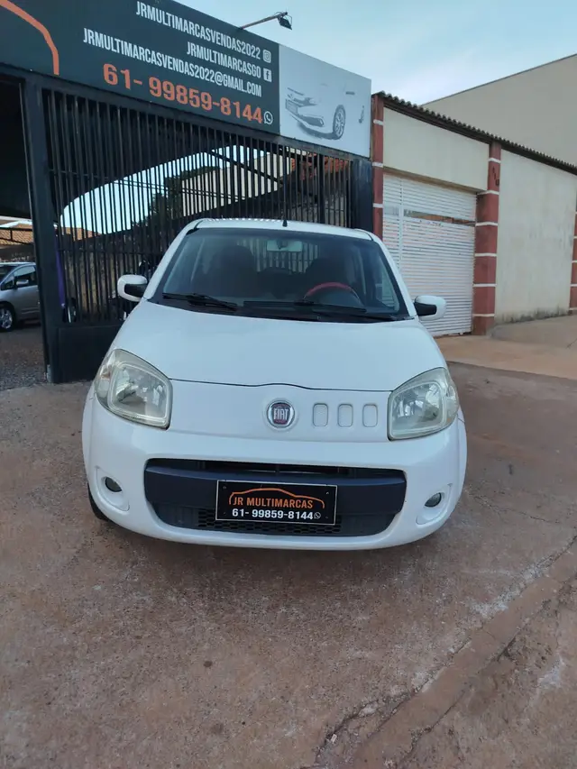 Carro Fiat Uno 2014 Vivace 1.0 8V (Flex) 2p