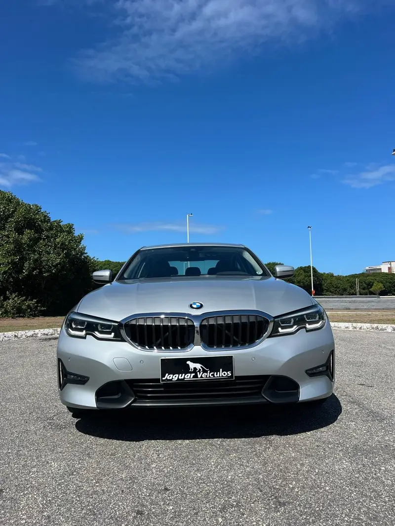BMW 320i GP 2.0 Turbo (Aut)