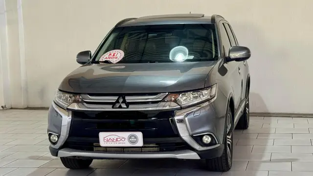 Carro Mitsubishi Outlander 2016 2.2 DI-D 4WD (Aut)