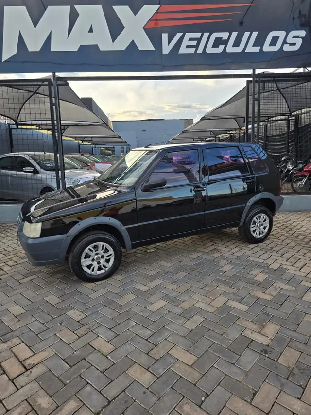 Carro Fiat Uno Mille 2010 Uno Mille Celeb/Celeb.ECON 1.0 F.Flex 4p