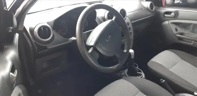Carro Ford New Fiesta Hatch 2011 SE 1.6 16V (Flex)