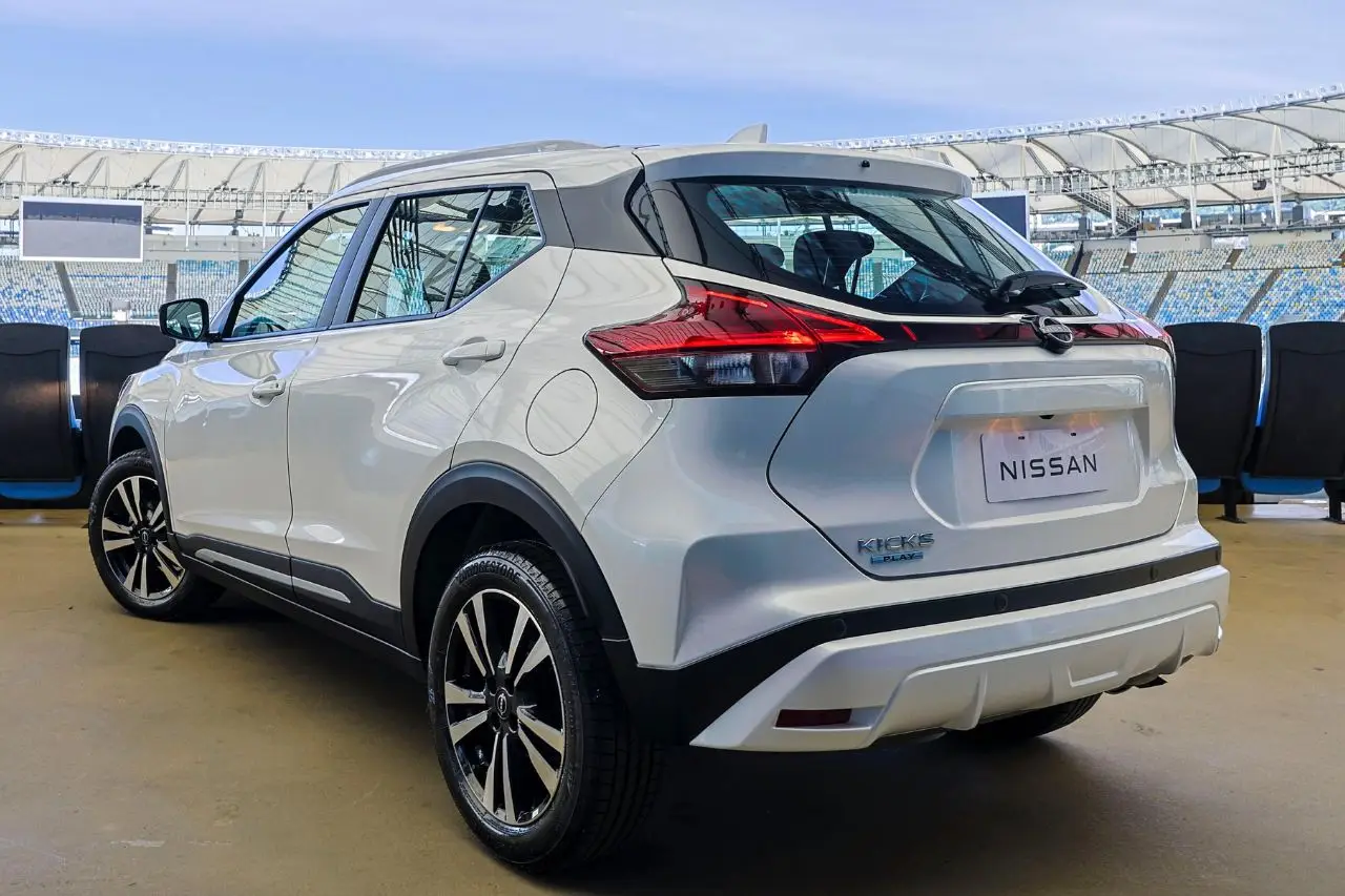 Nissan Kicks Play