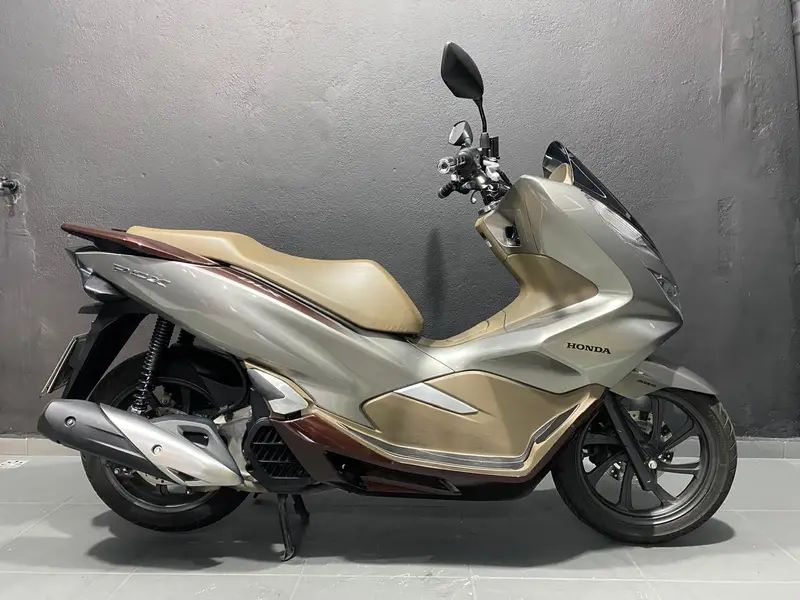 Honda PCX 150 DLX