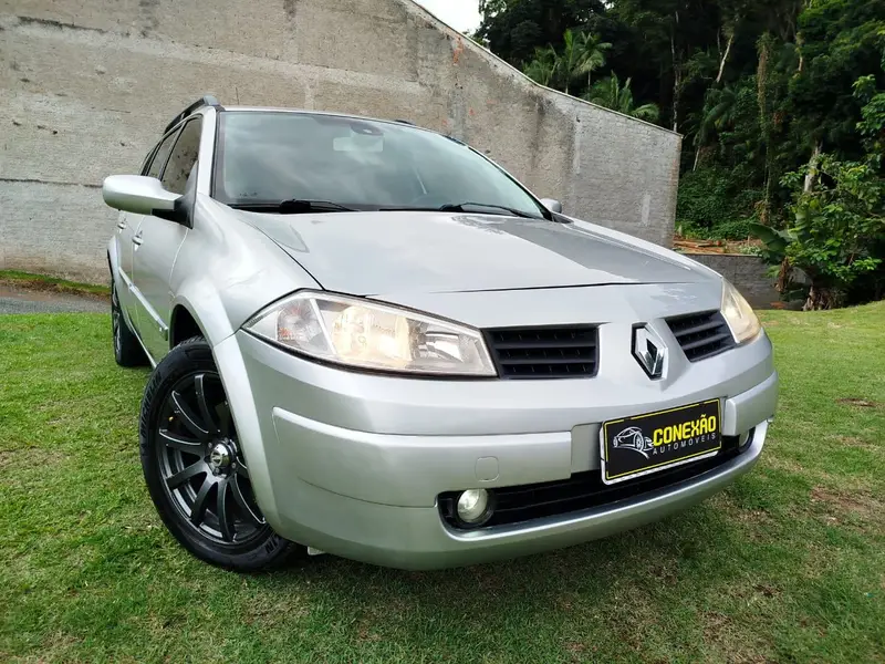 Renault Megane Grand Tour Mégane Grand Tour Dynamique 1.6 16V (flex)