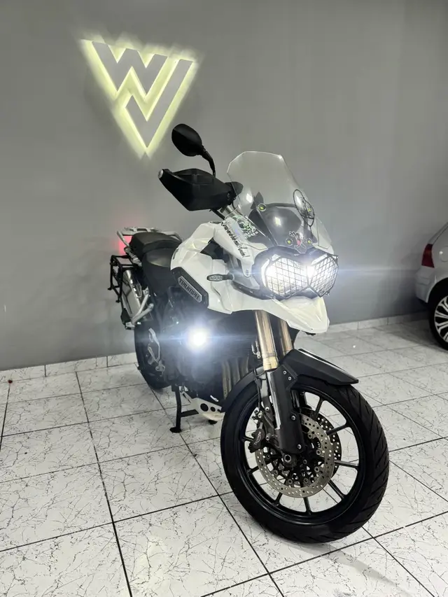 Carro Triumph Tiger 1200 2015 Explorer (ABS)