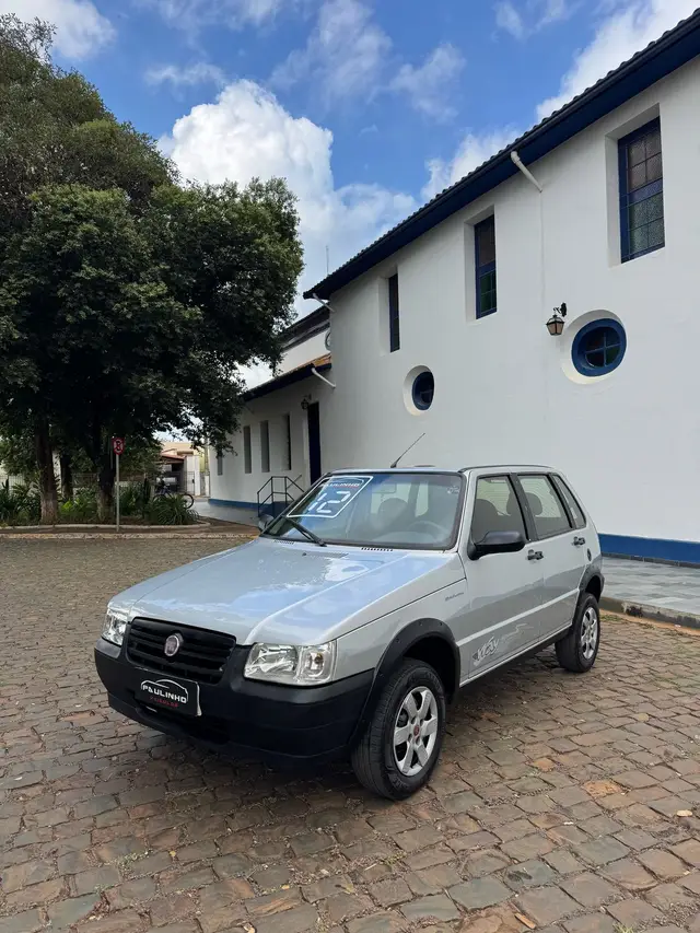 Carro Fiat Uno Mille 2012 Fire Economy Way 1.0 (Flex) 4p
