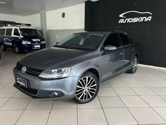 Carro Volkswagen Jetta 2014 2.0 Comfortline (Flex)