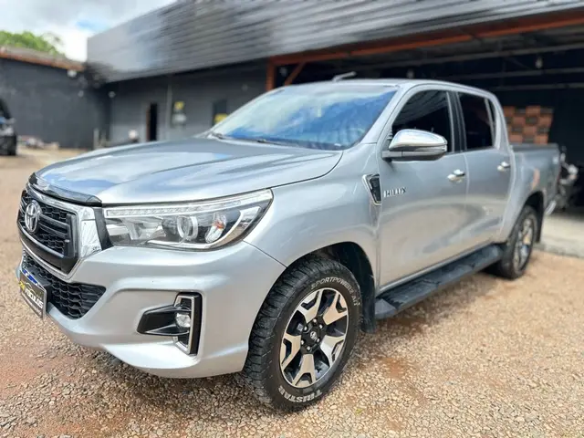 Carro Toyota Hilux Cabine Dupla 2019 Hilux 2.8 TDI CD SRX 50th 4x4 (Aut)