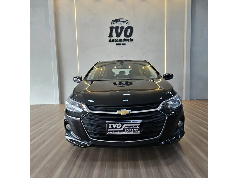 Chevrolet Onix Plus LT 1.0