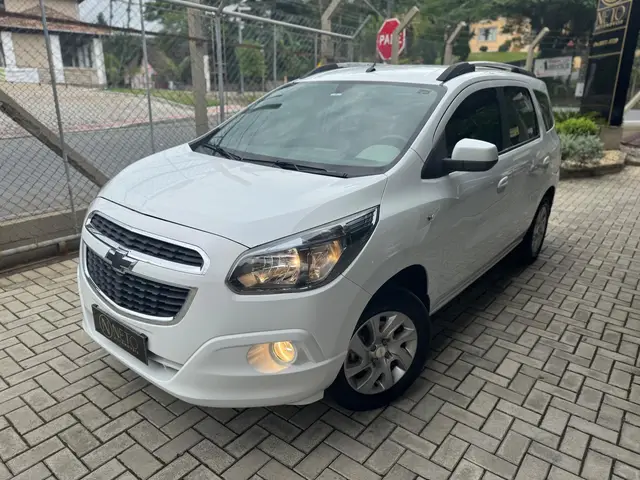 Carro Chevrolet Spin 2014 LTZ 7S 1.8 (Flex) (Aut)