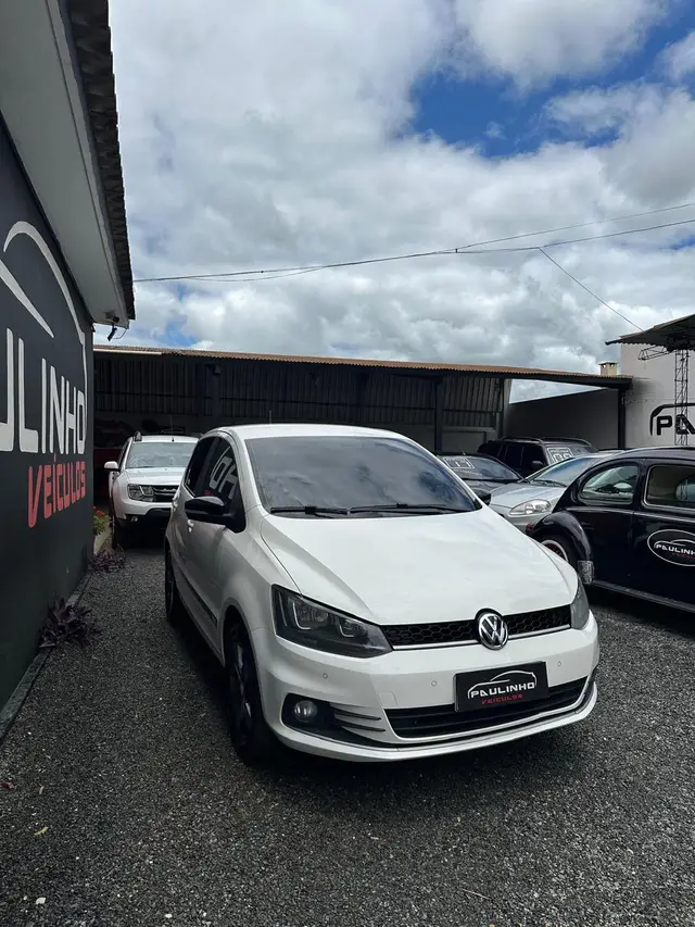 Carro Volkswagen Fox 2017 1.6 MSI Run (Flex)